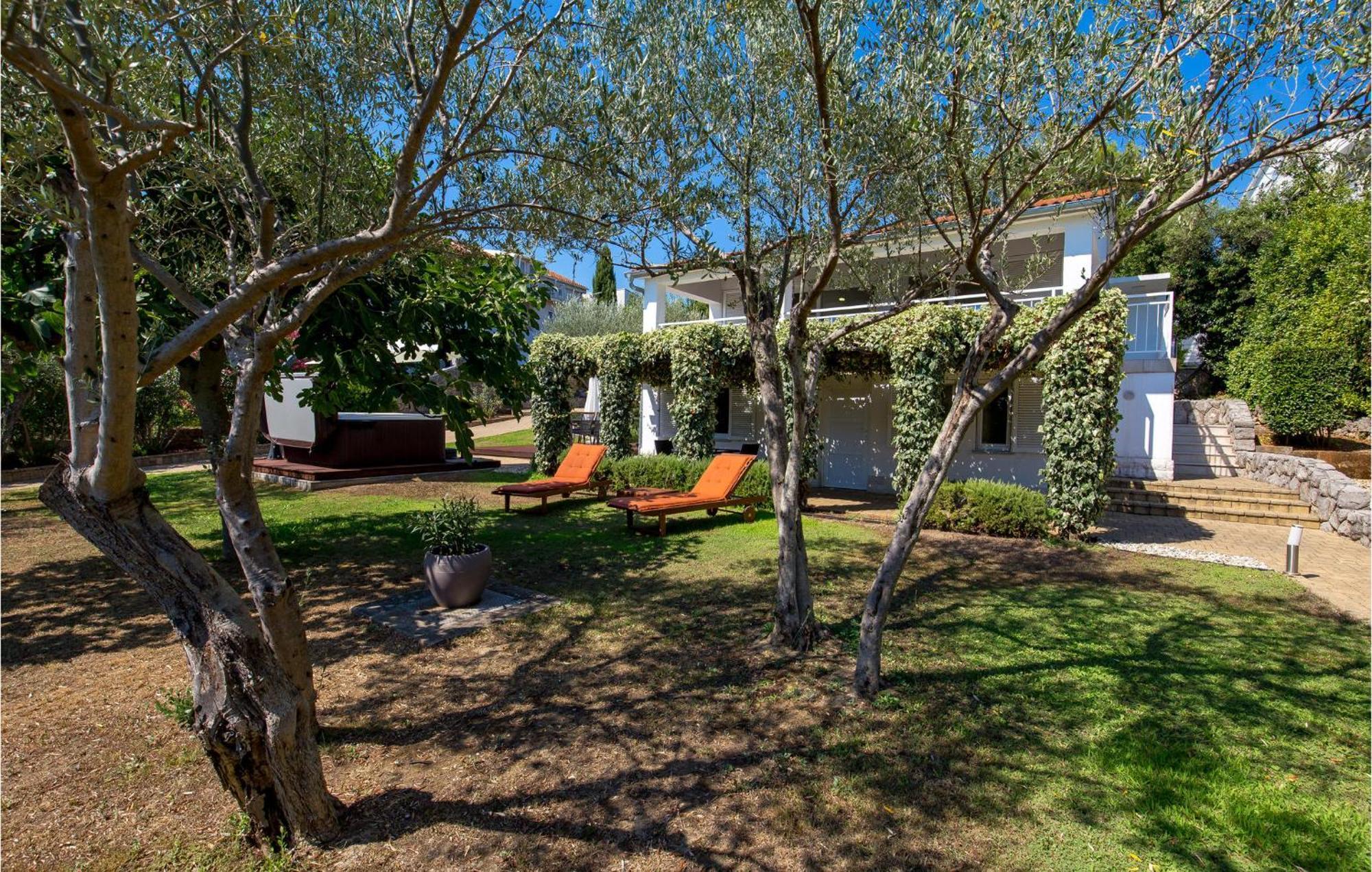 Nice Home In Krk With Kitchen Krk Town Exterior photo